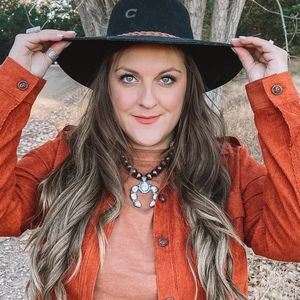 Meet your Posher, Kailina